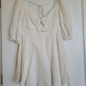 Selfie leslie puff sleeve dress L